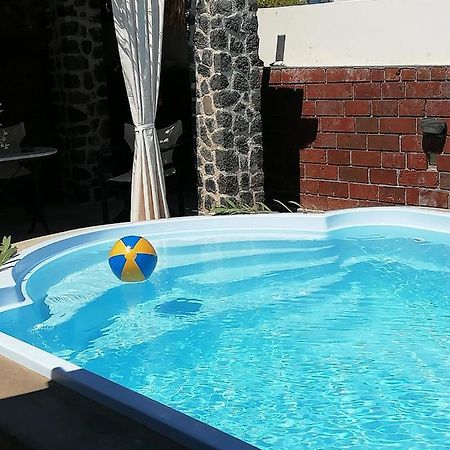 5bedroom villa in perissa beach Exteriör bild
