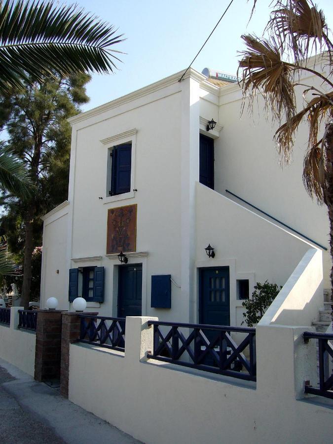 5bedroom villa in perissa beach Exteriör bild